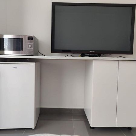 Stunning Double Room In Harrow Wembley - Khoob House 런던 외부 사진